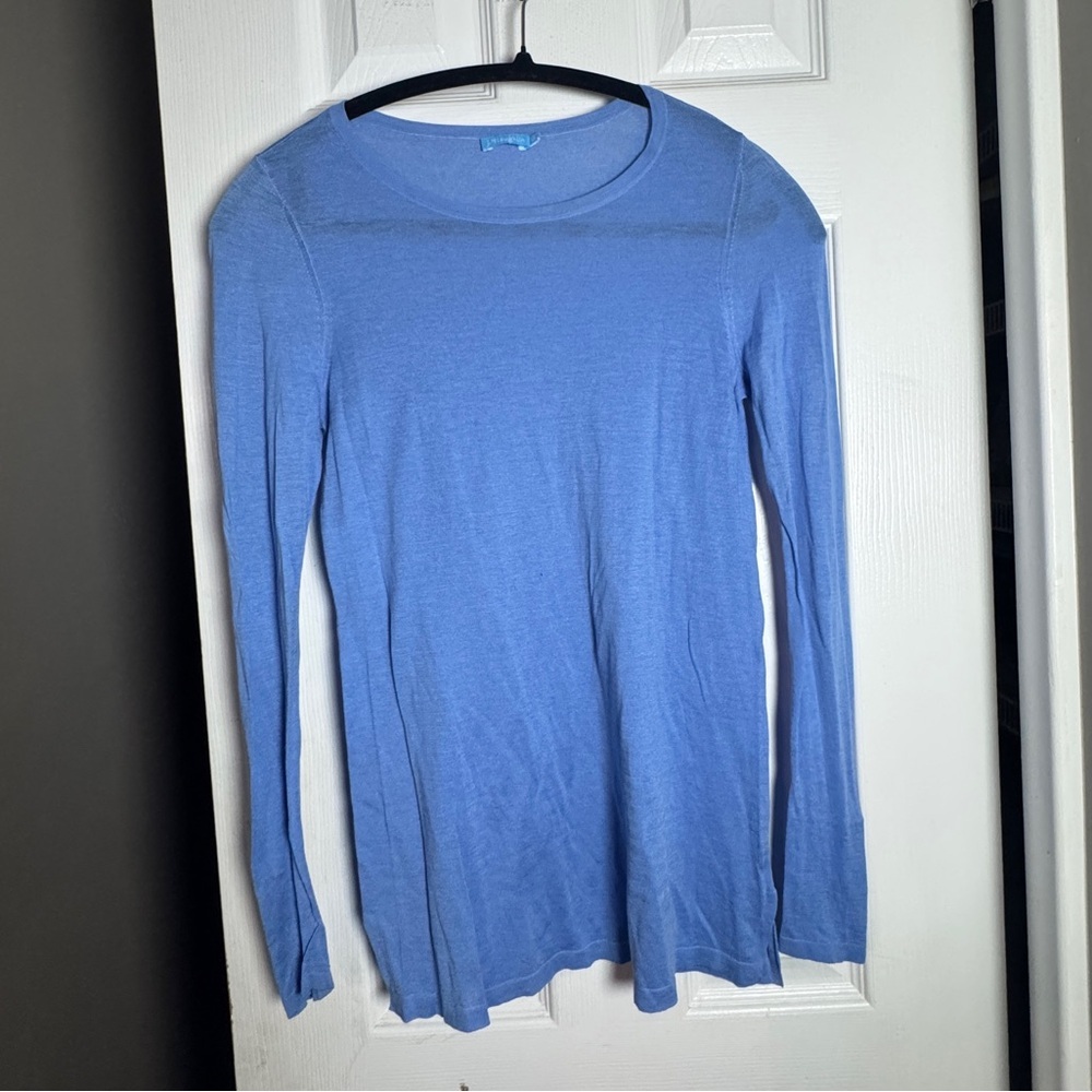 Elegant Blue Long Sleeve Women's Top - Picture 5 of 5